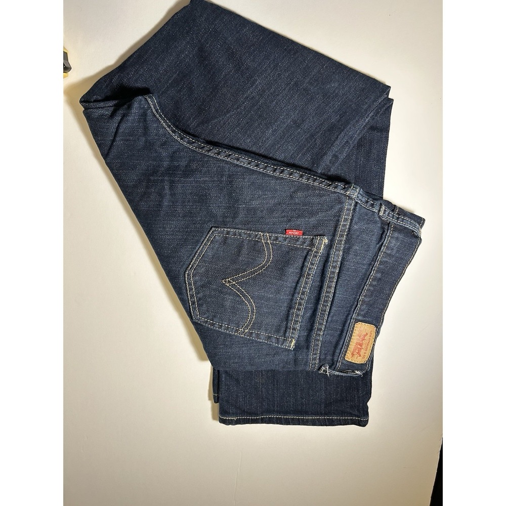 Levi's Women's jeans size 10 8/c Straight Leg